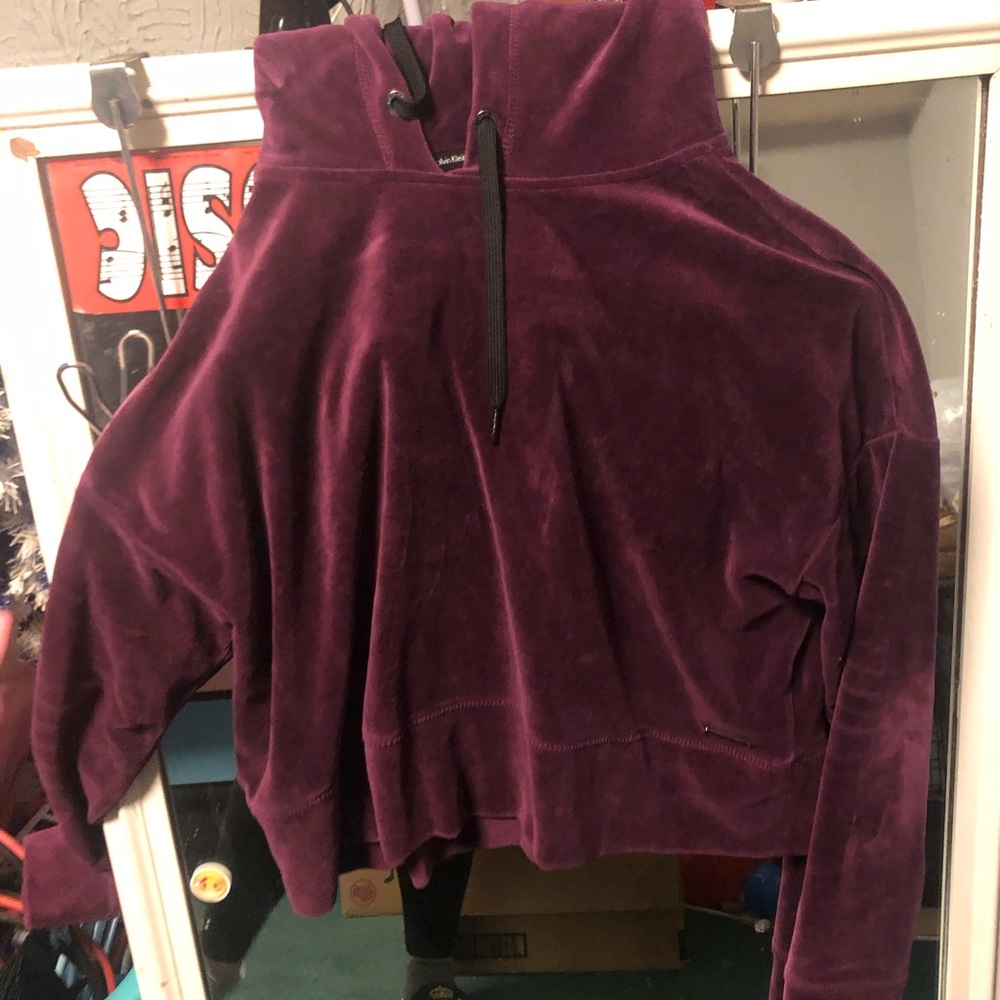 calvin klein maroon cropped hoodie